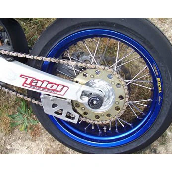 R&G Rear Axle Sliders - XR650R / YZ250F / YZ426F / YZ450F / WR250 / WR426 / WR450 1 R&G Rear Axle Sliders - XR650R / YZ250F / YZ426F / YZ450F / WR250 / WR426 / WR450