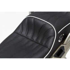 Corbin H-VFR-12X-16-E Gunfighter & Lady Seat(with Heat) For Honda VFR1200X '12-'18 -Arrow Shop corbin h vfr 12x 16 gunfighter lady seat no heat image3