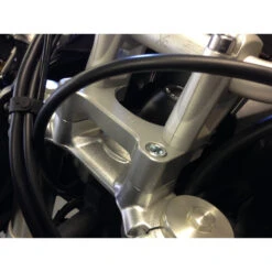 HeliBars Tour Performance Handlebar Riser For Triumph 800 / 800XR / 800XC -Arrow Shop helibars tour performance handlebar riser triumph image6