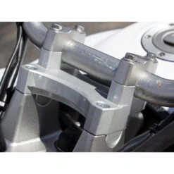 HeliBars Tour Performance Handlebar Riser For Yamaha Super Tenere (2012-2013) -Arrow Shop helibars tour performance handlebar riser yamaha image10