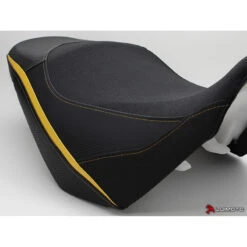 Luimoto 4211101 Styleline Rider Seat Cover For Suzuki V-Strom 650 (2017-) -Arrow Shop luimoto 4211101 styleline rider seat cover image3