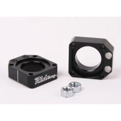 Ride Engineering RX-BAB00 Billet Axle Block For KXs/KXFs (2003-2015) / RMZ250/450 (2004-up) 6 Ride Engineering RX-BAB00 Billet Axle Block For KXs/KXFs (2003-2015) / RMZ250/450 (2004-up) -Arrow Shop ride engineering rx bab00 ra billet axle block red image3