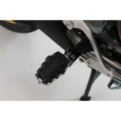 Sw-Motech FRS.01.112.10500 EVO Footrest Kit CRF1000L Africa Twin / Adv Sports (2018-) -Arrow Shop sw motech frs 01 112 10500 evo footrest kit image3
